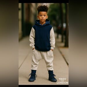 Troy x London boys 2pc hoodie set Size 4T